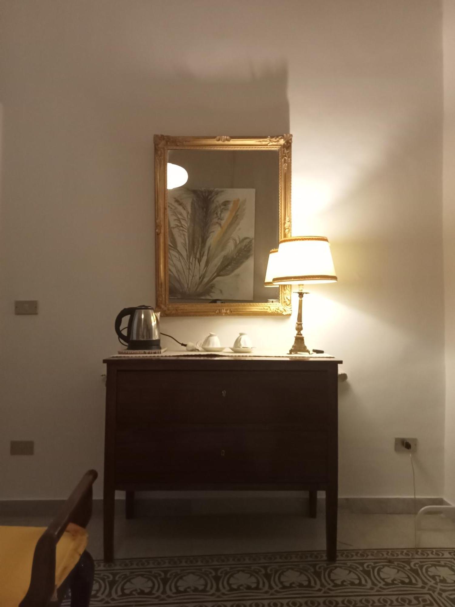 Altera Domus Bed & Breakfast เนเปิลส์ ห้อง รูปภาพ